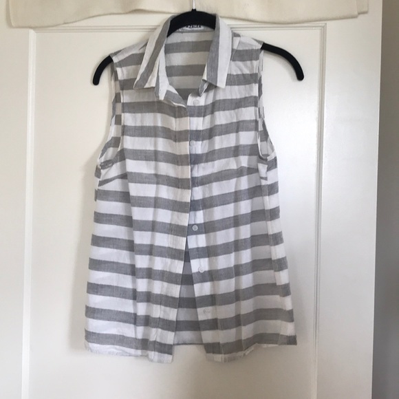 Gray and white stripe button down tank - Picture 1 of 3